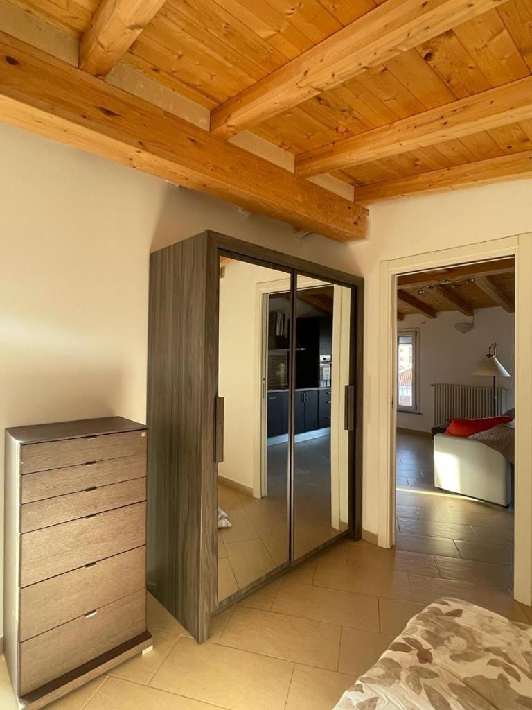 New Downtown Apartment ヴィジェーヴァノ エクステリア 写真